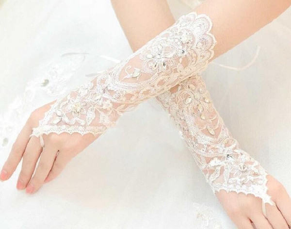 In Stock Applique Lace Crystal Bridal Gloves New One Finger Bridal Accessories Cheap Wedding Gloves Free Shipping
