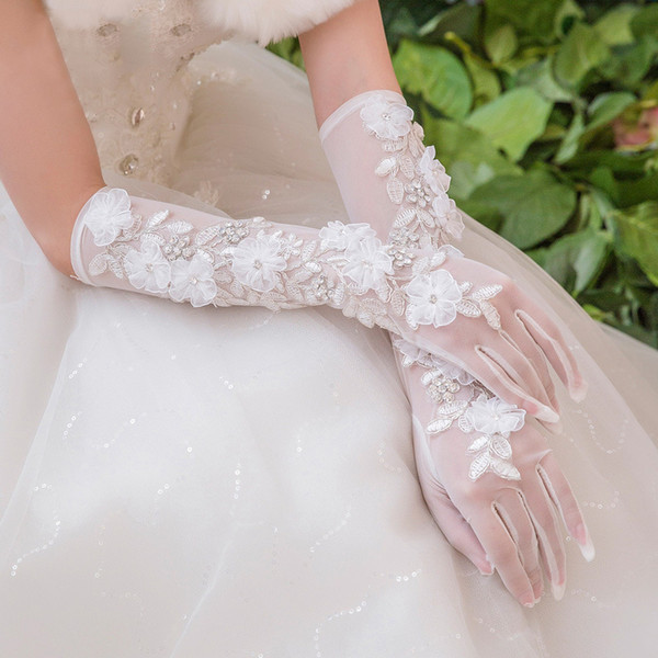 2019 White Bridal Gloves Lace Applique Beaded Below Elbow Length Gloves With Ribbon In Stock Wedding Accessories