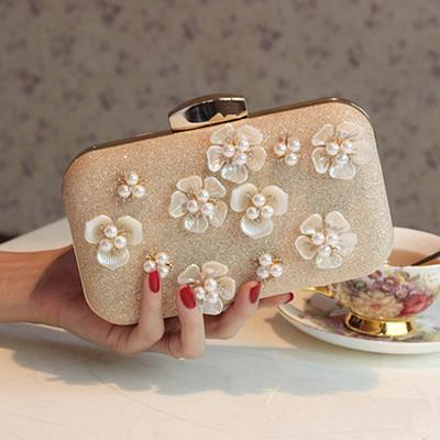 Beautiful Hand Made Flowers Pearls Bridal Hand Bags Women Clutch Bags For Evening Celebrities Ladies Minaudiere Bags with Chain CPA956