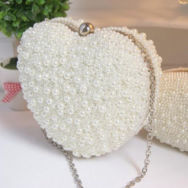 Stunning New Arrival Mini Bridal Hand Pearls Bags Sweetheart Dinner Bags Fashion Modern Evening Bags 18cm*19cm Heart-Shaped