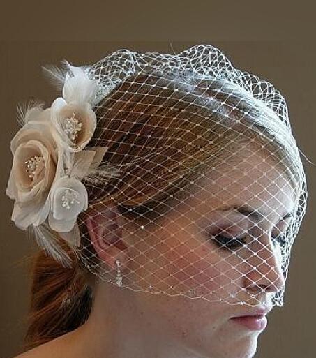 Hot Selling Free Shipping Bride Veil Comb Blusher Birdcage Tulle Ivory Champagne Flowers Feather Bridal Wedding Hots Hat Dress