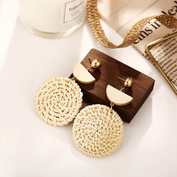 Fashion design new earring creative weaving circular wooden earrings beige drop