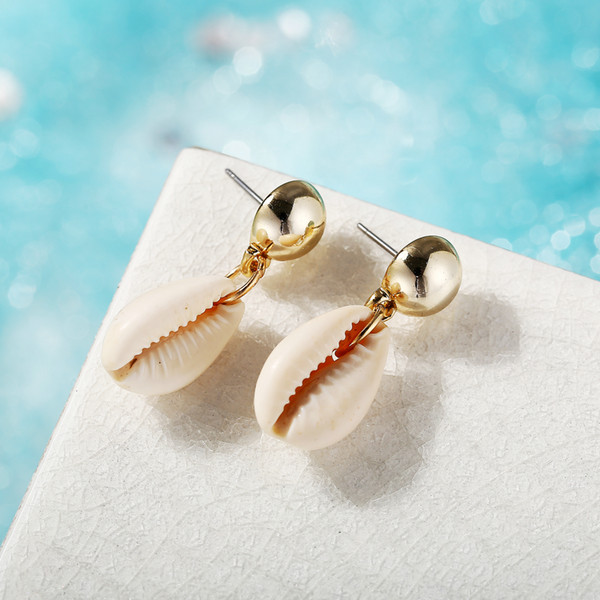 Wedding Gold shell stud earrings for a boho - style beach holiday