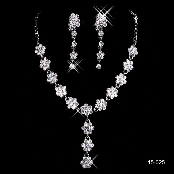 Hot Sale Holy Rhinestone Crystal Four Leaf Clover Earring Necklace Set Bridal Party Lobster Clasp Cheap Jewel Sets for Prom Evening 15025