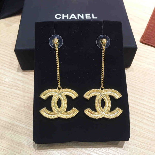 Designer Brand earring 2019 New hot selling Elegant high Quality earring free shipping 025