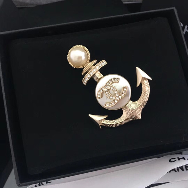 Hot Famous Designer Design band New fashion ship's anchor share Gold diamond Brooches accessories Packaging Box card free shipping B110