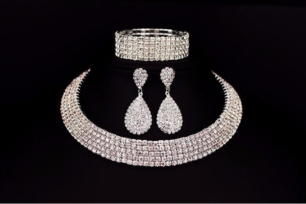 Hot Selling Bride Classic Rhinestone Crystal Choker Necklace Earrings And Bracelet Wedding Jewelry Sets Wedding Accessories Bridal Jewelry