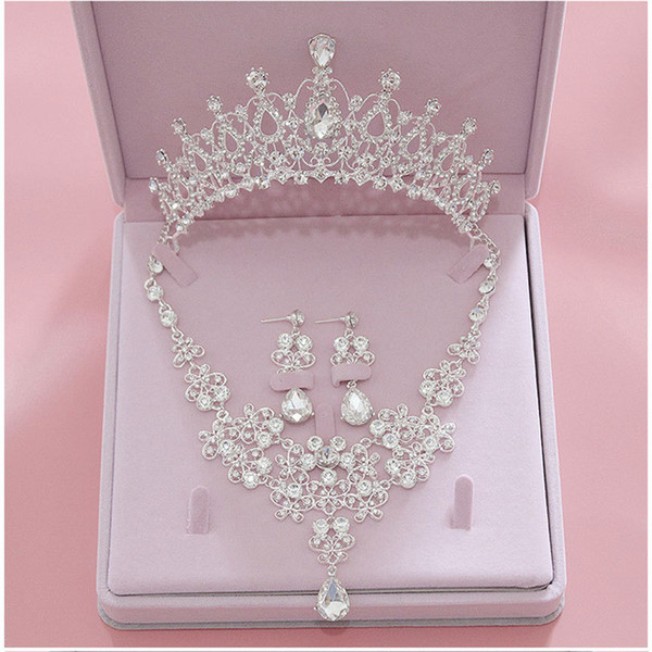 Fashion Bridal Crown Tiaras three-piece Necklace Earrings Princess Birthday with Female Gift Bowknot Wedding Hair Accessories