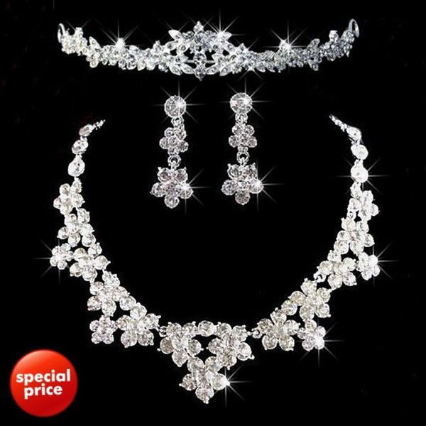 2019 Romantic Crystal Three Pieces Flowers Bridal Jewelry 1 Set Bride Necklace Earring Crown Tiaras Wedding Party Accessories Free Shipping