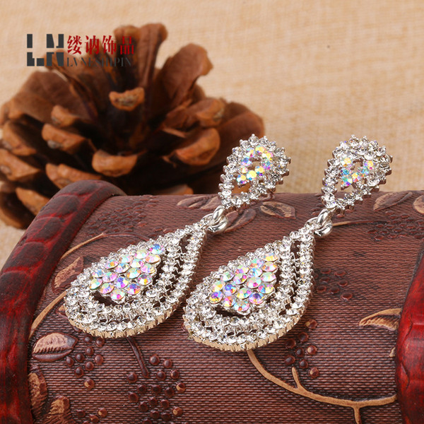 Luxurious Crystal Diamonds Bridal Earrings 2016 Latest Wedding Accessories Water Drop Style Party Women Earrings Free Shipping