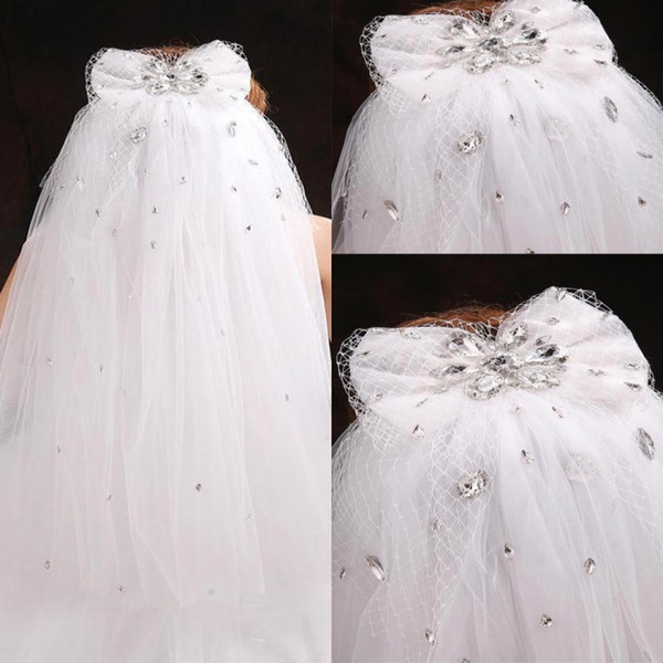 Vintage Ivory Bridal Veils New Design Free Shipping 90cm Elbow Length Short Bridal Wedding Veils with Comb CPA551
