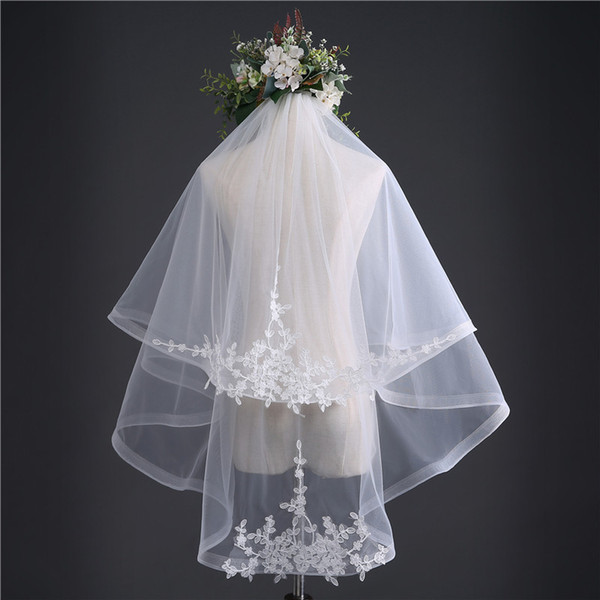 Fairy Ivory Bridal veils with Comb High Quality Tulle with Applique Short Wedding Veils Free Shipping Wedding Accessories Cheap