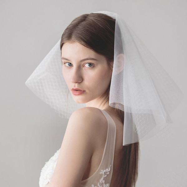 2022New Short Wedding Veil White Ivory Bridal Veil Lace Cheap Bridal Accessories Bride Wedding Veil with Comb CPA1433