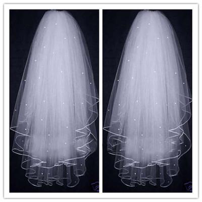 White Ivory 3 Layers Short Wedding Veils With Perals Matched Comb Ribbon Edge Tulle Hot Selling New Cheap Bridal Accessories A05