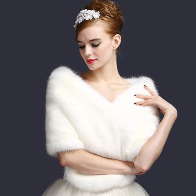 New Arrival High Quality Elegant Warm Bolero Warm Bridal Cape Winter Fur Women Jacket Bridal Cloaks Party Wedding Coat QC1157