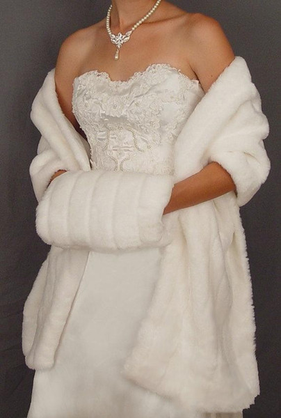 2019 New Winter In Stock Hot White Ivory Faux Fur Jacket Wedding Bridal Wraps Warmer Women Shawl Capes With Muffs Accessories Free shipping