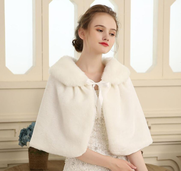 Bridal Wrap Shawl Coat Jackets The bride's wedding fur shawl her wedding dress was tied with a cape