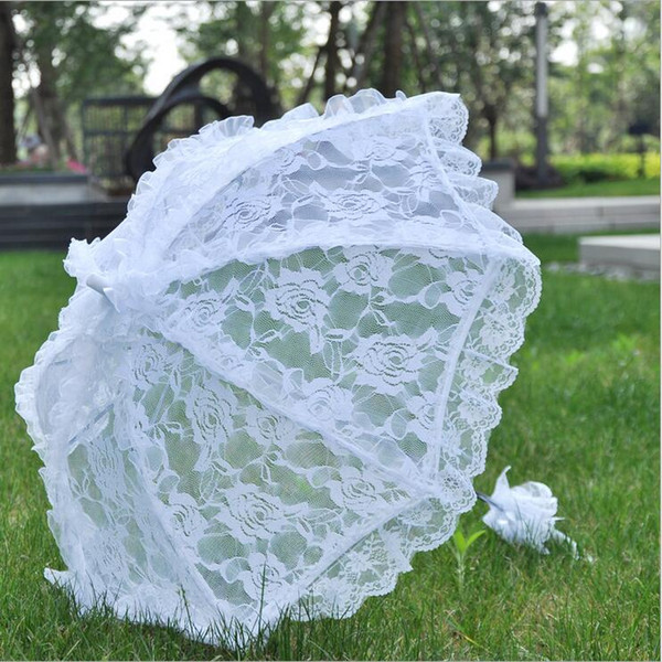 Stock White Outdoor Hollow Lace Wedding Parasol Bridal Accessories Garden Spring Summer Party Decoration Props Bride Umbrella Cheap