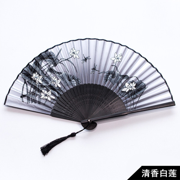 Chinese Style Folding Fan For Bridal Accessories Painting Butterfly Lotus Flower Hand Made Silk Fans For Wedding Party In stock Hand Fan