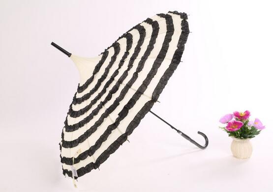 10pcs/lot Princess Stripe Frill Pagoda Umbrella,ivory with black frill deocration Wedding Umbrella 