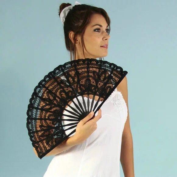 vintage palace Handmade white Battenburg lace full battenburg wedding hand Fan 27cm 14PCS Bamboo bone bridal accessories high quality
