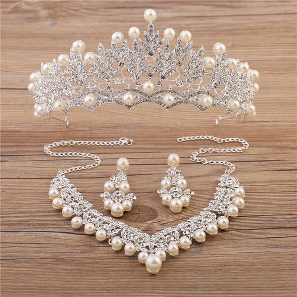 Luxury Crown Tiaras Tiaras and Crowns Wedding Headpieces Three Pieces Set Wedding Jewellery Necklace Bridal Jewelry 2017 Headpieces