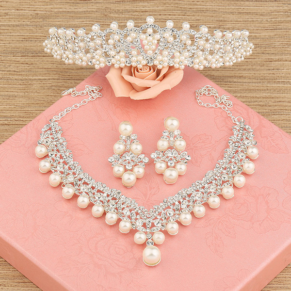 2017 Luxury The bride hair accessory three pieces set wedding accessories hair accessory necklace earrings marriage accessoriesTiara Crowns