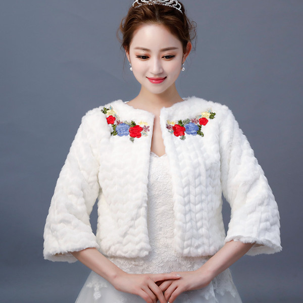 2019 Chinese Style Appliques Bridal Wraps Three Quarter Sleeves Faux Fur Shawl Jackets For Wedding Party Winter Warm Bolero New Fashion