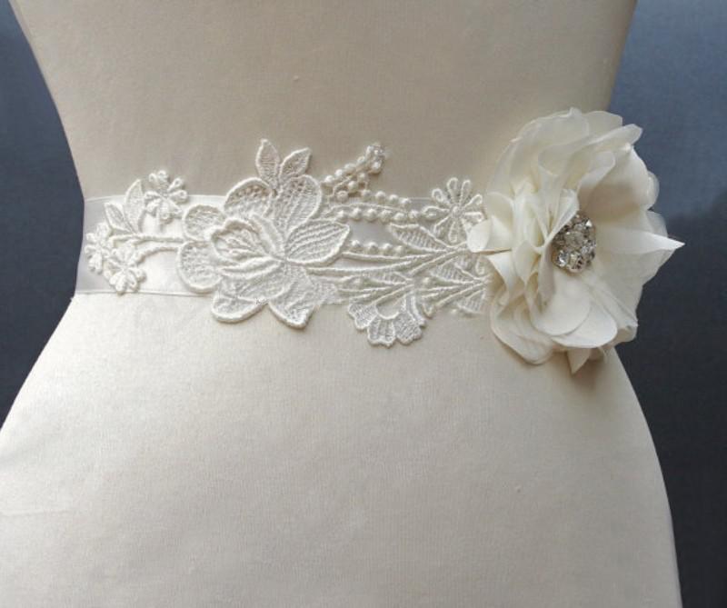 2014 New Charming Handmade Flower Lace Fashion Bridal Sashes Belts Accessories Bridesmaid Wedding Dresses High Quality Cheap