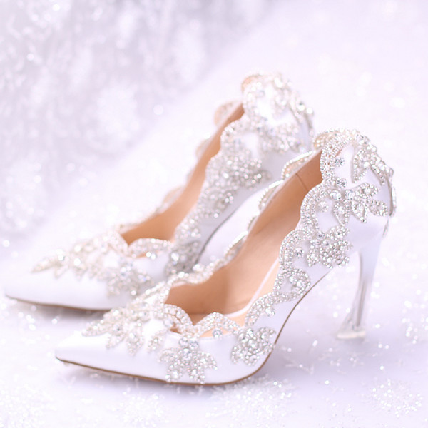 2018 Stylish Pearls Flat Wedding Shoes For Bride Prom 9CM High Heels Plus Size Pointed Toe Lace Bridal Shoes