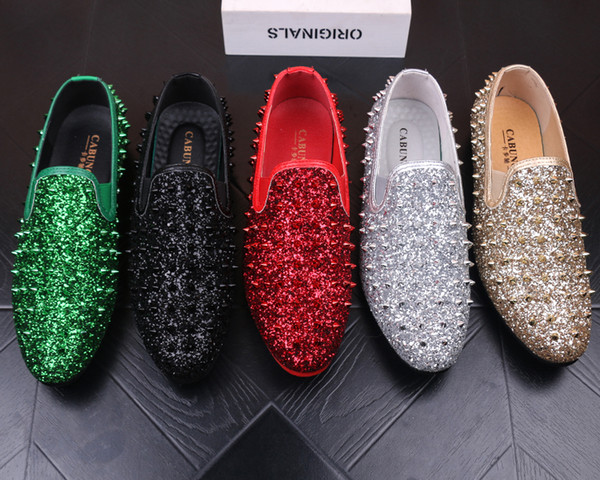 Designer luxury Men Loafers Flats Glittering tudded Rivet Spike Mens dress Shoes Slip On Sapato Feminino Male Homecoming Shoes