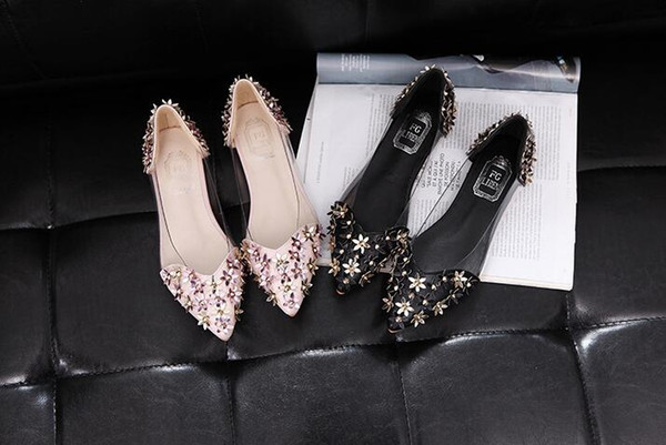 Fashion Comfortable Women Flat Wedding Shoes Flowers Rivets Decoration Pointed Toe Pink Black Slip On Bridal Wedding Sandals New 2019 F3958