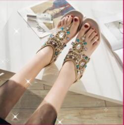 Fashion Summer Beach Flatforms Wedding Shoes Crystal Holiday Seaside Pinch Toe Bohemian Sandals Bridal Shoes Evening Party Prom Women Shoes