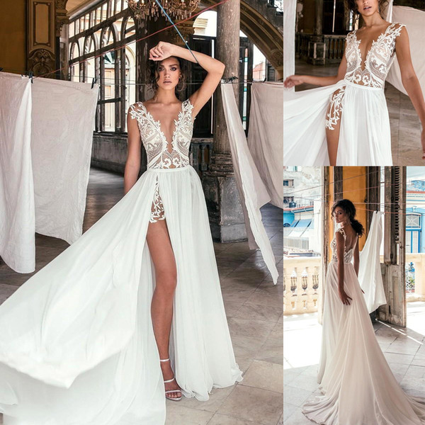 Sexy Deep V Neck Beach Wedding Dresses Side High Slit Lace Appliqued Illusion Bodice Sweep Train Bohomian Wedding Bridal Gowns BC0277