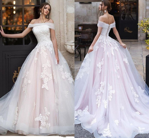 Blush Pink Off Shoulder Lace Appliqued A-line Wedding Dresses Luxury Layers Tulle Princess Neach Bohemian Bridal Gown