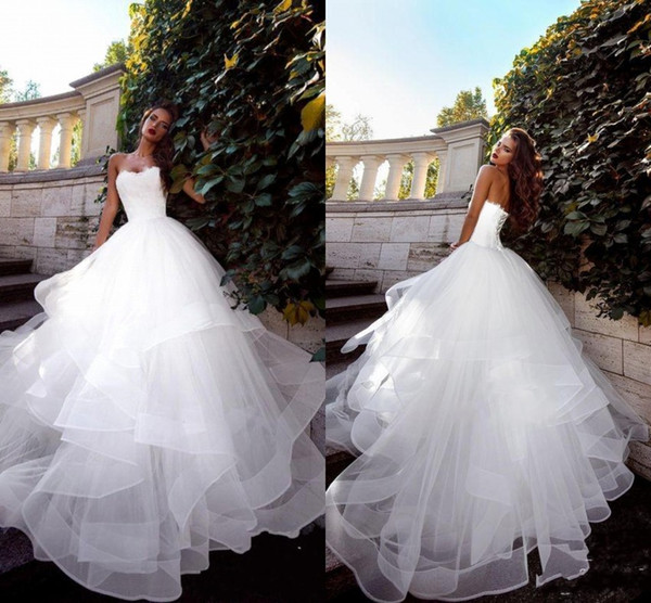 New Autumn Strapless vestido de novia White Wedding Dresses Ruched Tulle Sweep Train Corset Lace-Up Back Simple Bridal Gowns