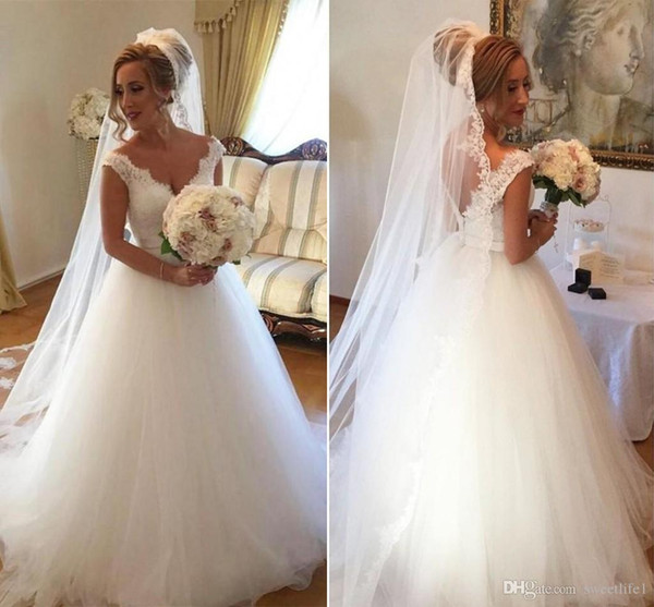 Elegant V Neck Wedding Dresses A Line Lace Backless Bohemian Vintage Bridal Gown robes de mariée