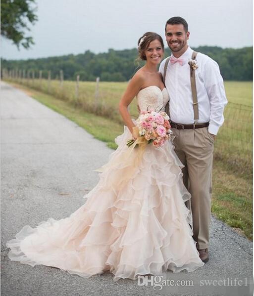 Blush Pink Backless Ruffles Wedding Dresses Lace Sweetheart Vintage Tiered Skirts A Line Bridal Gowns