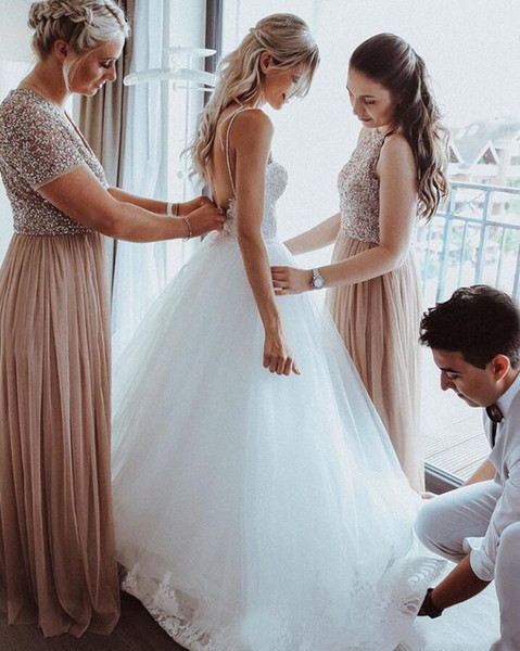 Cheap Pearls Tulle A Line Boho Wedding Dresses Spaghetti Straps With Sexy Backless Beach Bridal Gowns Appliques Wedding Gown