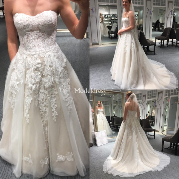 Gorgeous Wedding Dresses Strapless Appliques Sweep Train Elegant Church Castle Vestidoe De Noiva Charming Country Chapel Bridal Gowns Custom