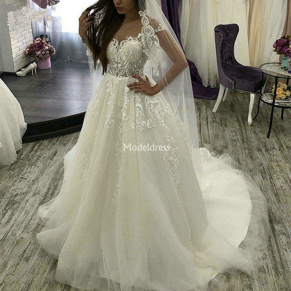 Romantic Wedding Dresses Sheer Neck Illusion Appliques Sweep Train Garden Country Style Bridal Gowns Elegant Church Castle Vestidoe De Noiva