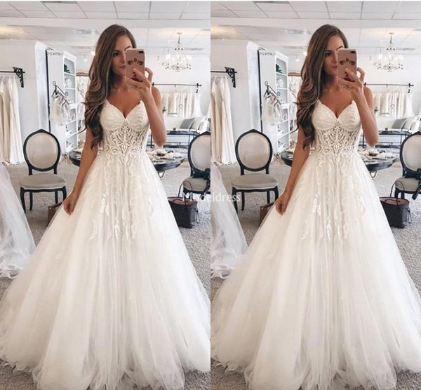 Arabric Wedding Dresses Deep V-Neck Appliques A Line Tulle Sweep Train Country New Bridal Gowns Elegant Castle Chapel Vestidoe De Noiva