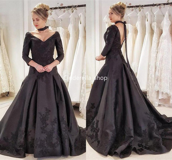 Gothic Black 3/4 Long Sleeveless Wedding Dresses V-Neck Lace Appliques Backless Vintage Bridal Gowns With Sweep Train 