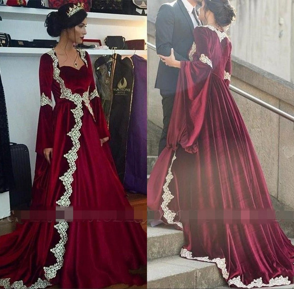 Vintage Medieval Princess Velvet Wedding Dresses Lace Edge Piping Burgundy Long Sleeve Bridal Gown Dubai Arabic Vestido de novia BC2508