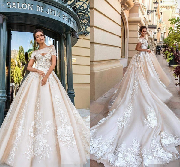 Custom Made Designer Sweetheart Vintage Lace Wedding Dresses With Off Shoulder Chapel Train Fall Winter Lace Appliques Wedding Gowns