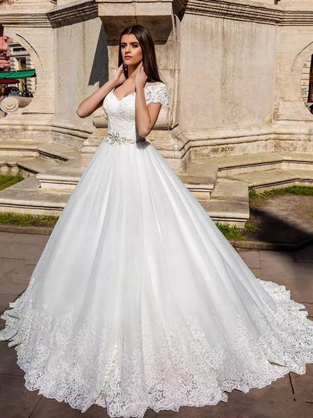 Vintage Royal Princess Wedding Dresses Cap Sleeve V Neck Crytals Beading Waist Lace Tulle Bridal Gowns Custom Made Plus Size 