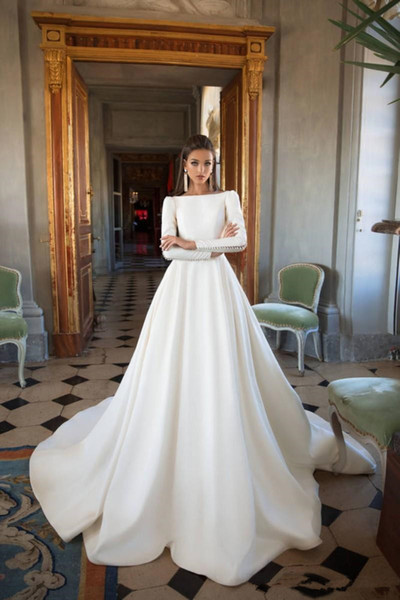 Long Sleeve Vintage Wedding Dresses New Design Sweep Train Pleats Backless A-Line Satin Country Bridal Gowns Robe de Mariage W188
