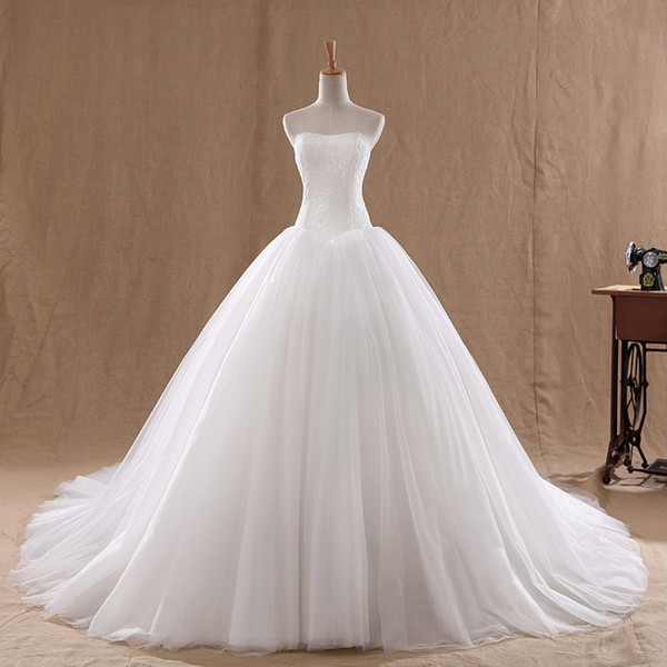 Strapless Tulle Ball Gown Wedding Dresses with Lace Embroidery Sweep Train Bridal Gowns vestidos de novia