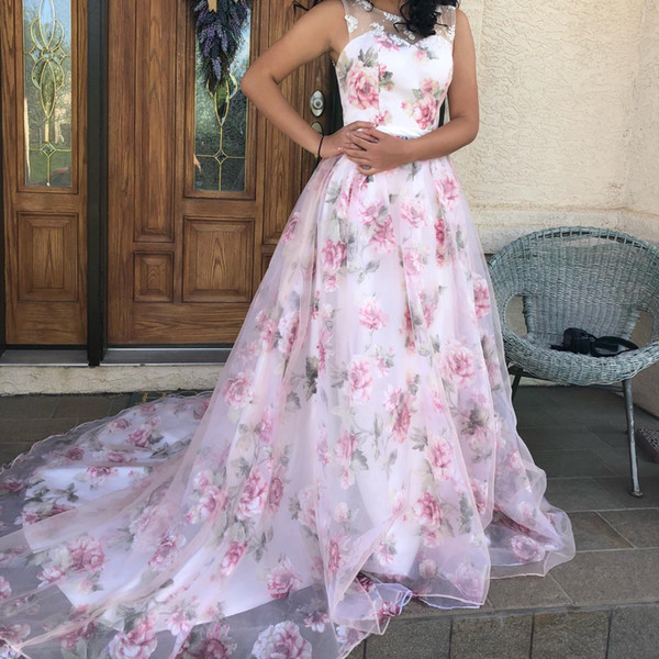 Elegant Appliques Wedding Dress Lace Up Light Pink Organza Sheer Neck Ball Gown Bridal Dress Sweep Train Luxury wedding gowns