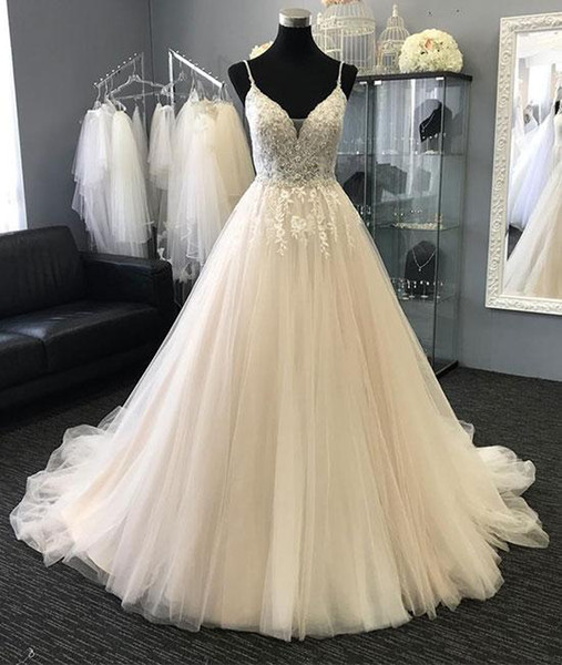 Women's Sexy Lace Appliques Deep V Neck Wedding Dress A Line Formal Bridal Gowns Sleeveless Tulle Ball Gowns For Bride Wedding Party